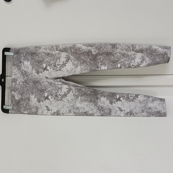 Varley Set - Picture 4 of 5